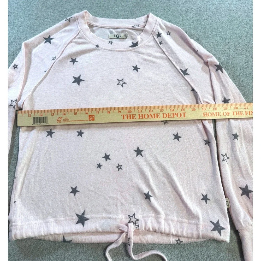 UGG Star Print Sweatshirt Women XS Light Pink Excellent‎ Drawstring Hem Raglan